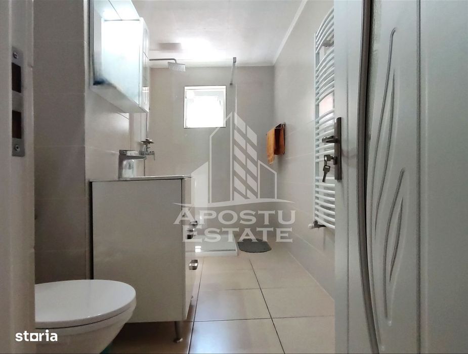 Apartament 4 camere, centrala proprie, zona Miorita