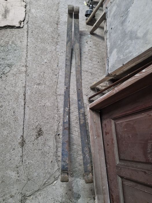 Продам рессоры для прицепа