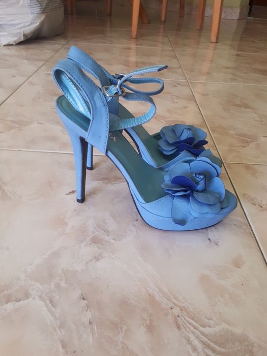 Лот обувки на ток размер 39