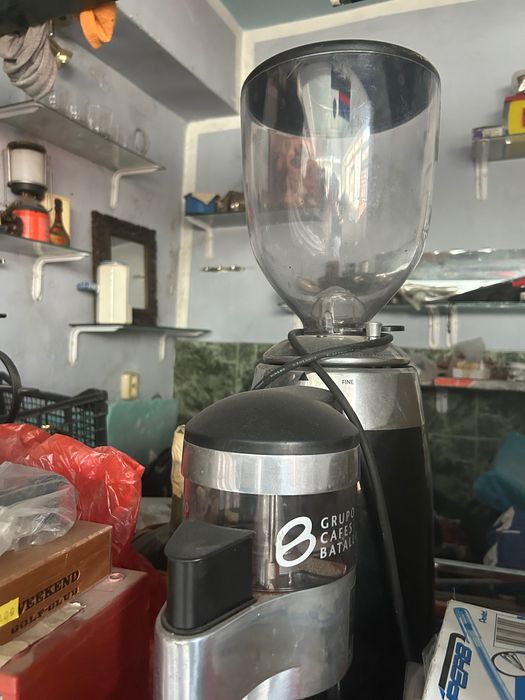 Кафемашина+ кафемелачка