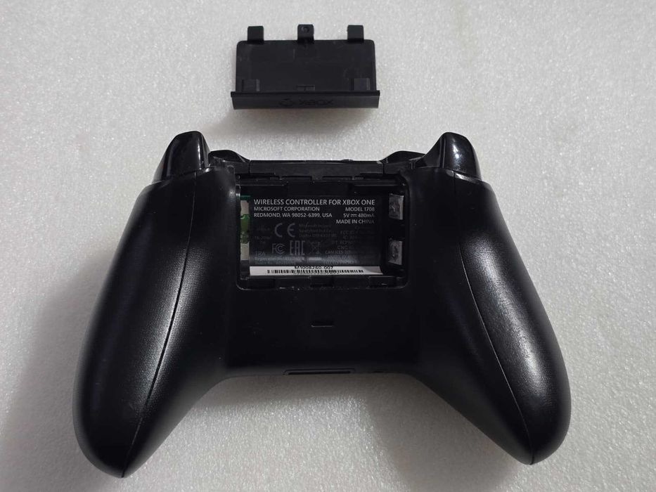 Controller Wireless original Microsoft Xbox One (Model 1708), Bluetooth, Xbox Series X/S, PC, Android, iOS
