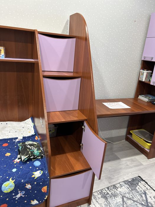 Продам спальный гарнитур