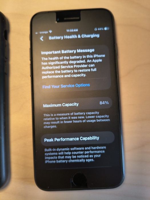Vănd Iphone SE 2020