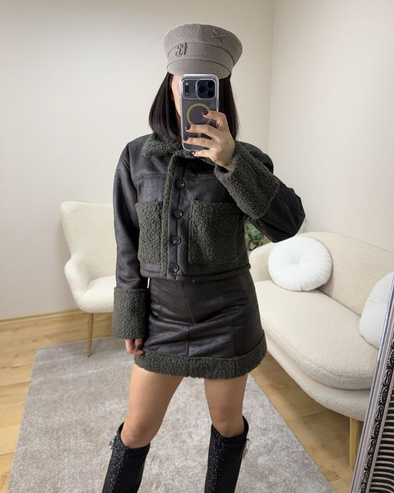 Дамски костюм от две части