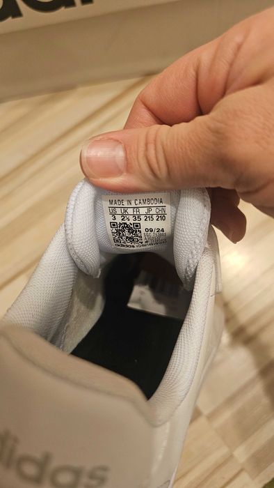 Маратонки Adidas бели 35 номер