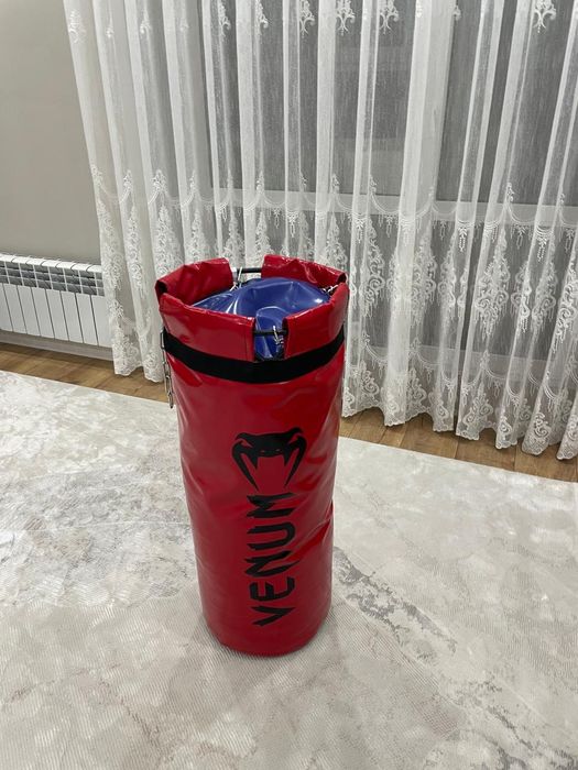 Продам боксерскую грушу