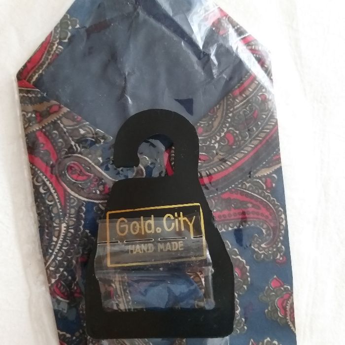 3бр.Нови 100% коприна / Silk/ вратовръзки и папионка