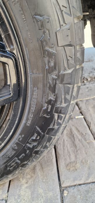 MAXXIS 255/55 R20