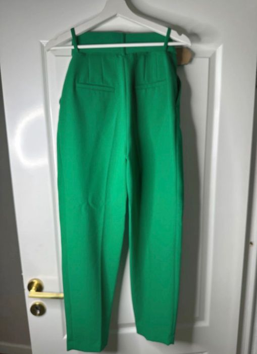 Costum Zara mărimea xs