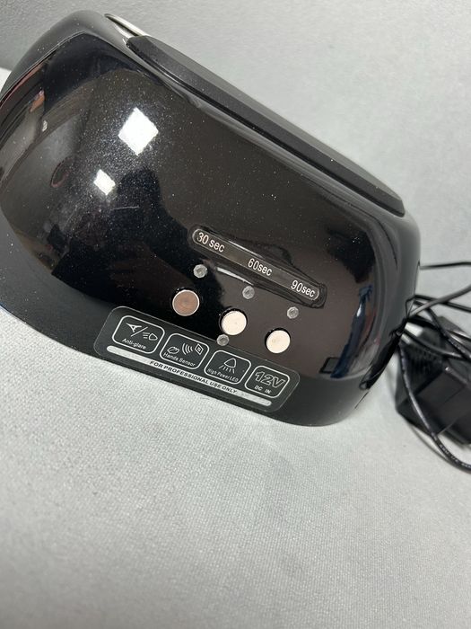 UV/LED лампа за маникюр