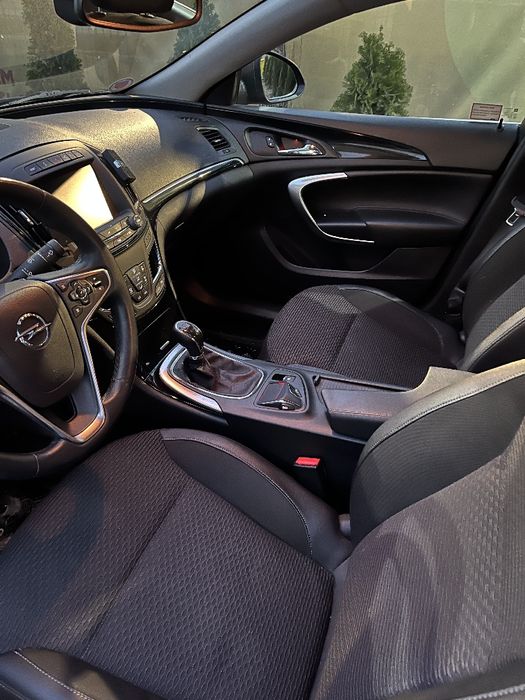 Opel Insignia  2.0 Benzina, 4X4, 250 CP