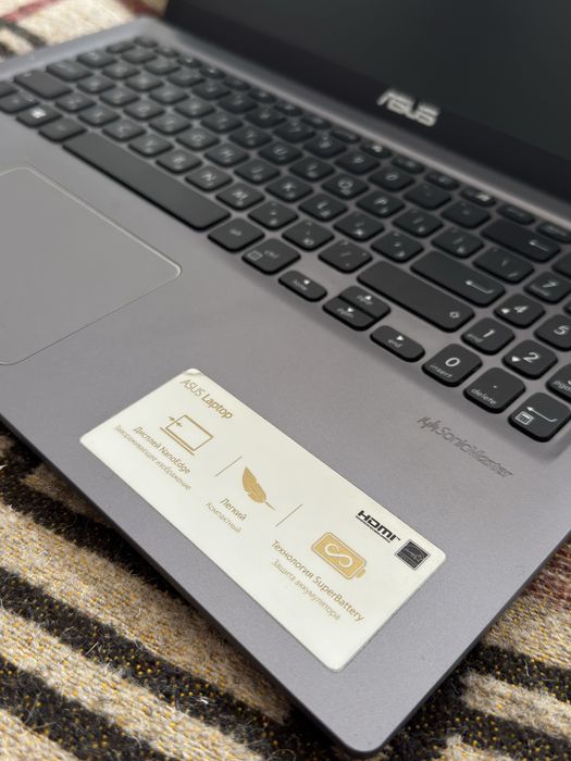 ASUS VivoBook X515JA