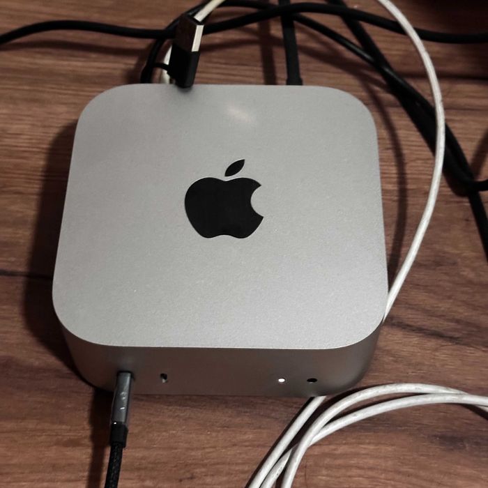 Mac Mini M4 24gb/512 SSD