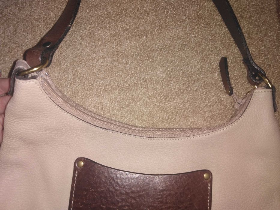 Продавам чанта от естествена кожа - лично предаване