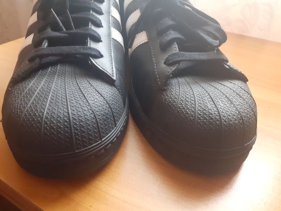 Adidași piele nr 52
