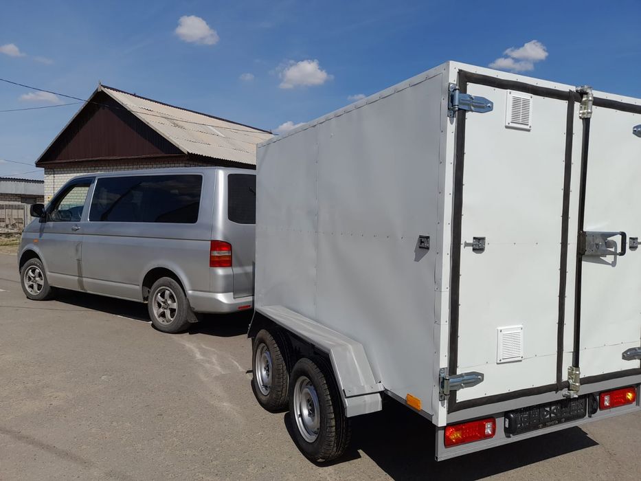 Продам прицеп коневозка