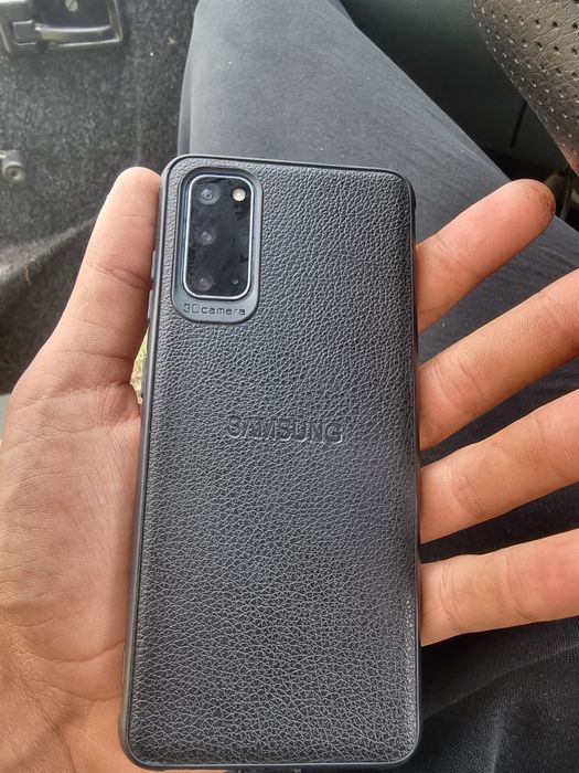 Samsung s20 127gb