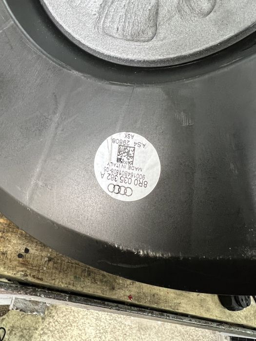 Буфер за Audi Q5 A5 A4 Ауди Кю5 8r0035382 a бас колона туба