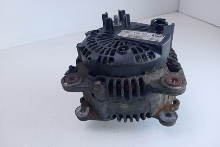 Alternator 180 A 059903015R Volkswagen VW Touareg generatia 1 7L (fac