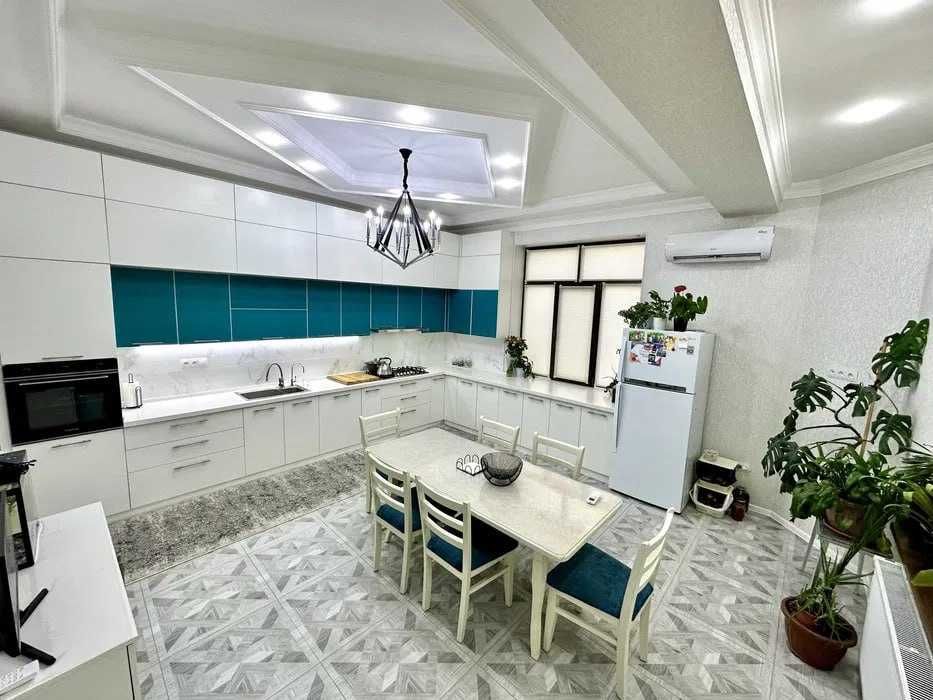 Сдаётся ДОМ (можно под офис)
Ориентир - Шахристанская Чинабод