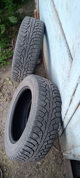 Продам 4 шипованных шины 185/65/15