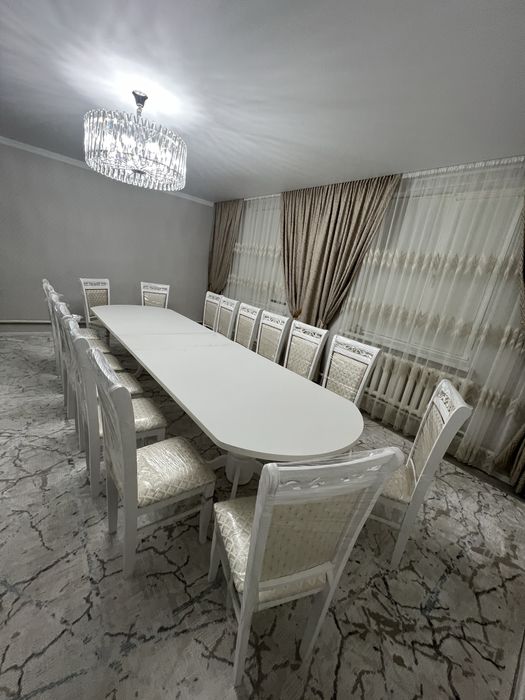 Стол и стулья комплект