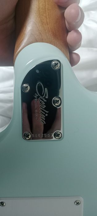электрогитарa music man sterling Stratocaster