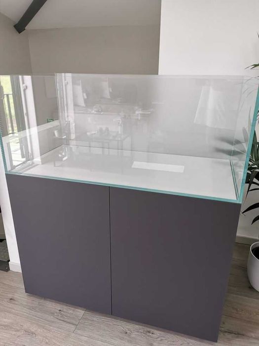 Acvariu pentru pești – sticlă premium și plexiglas