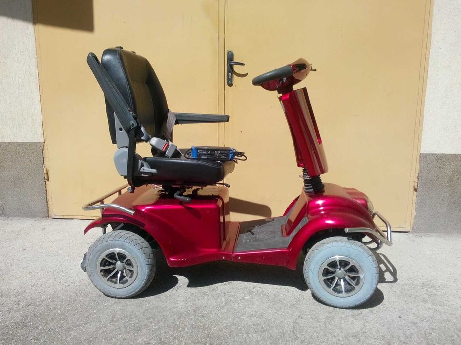 Електрическа четириколка за възрастни с мощен мотор