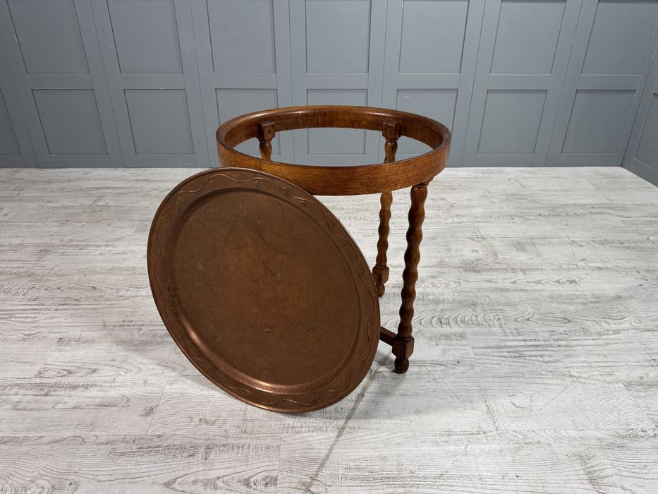 Винтидж маса за кафе с метален плот К069