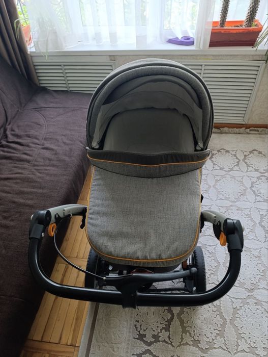 Детские товары.    Chicco TrioS3