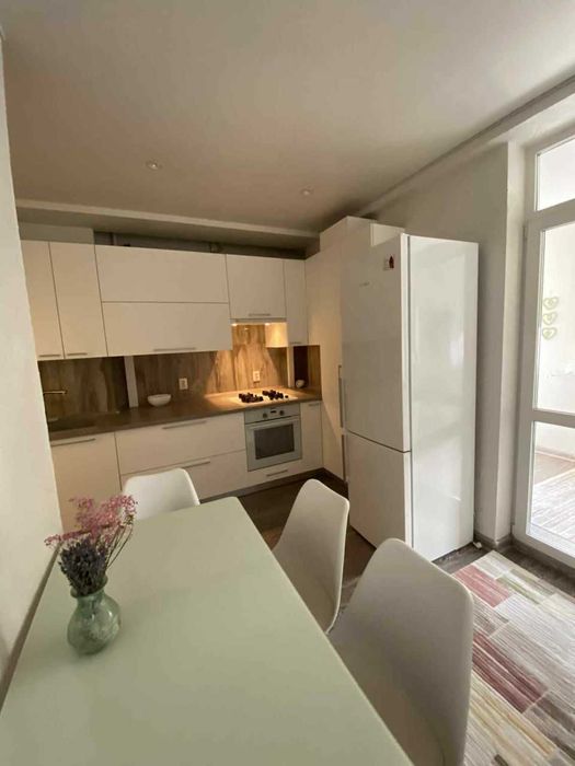 Дава се под наем Двустаен апартамент в София, Младост 3 - 78 кв.м за 350 € - Снимка #3