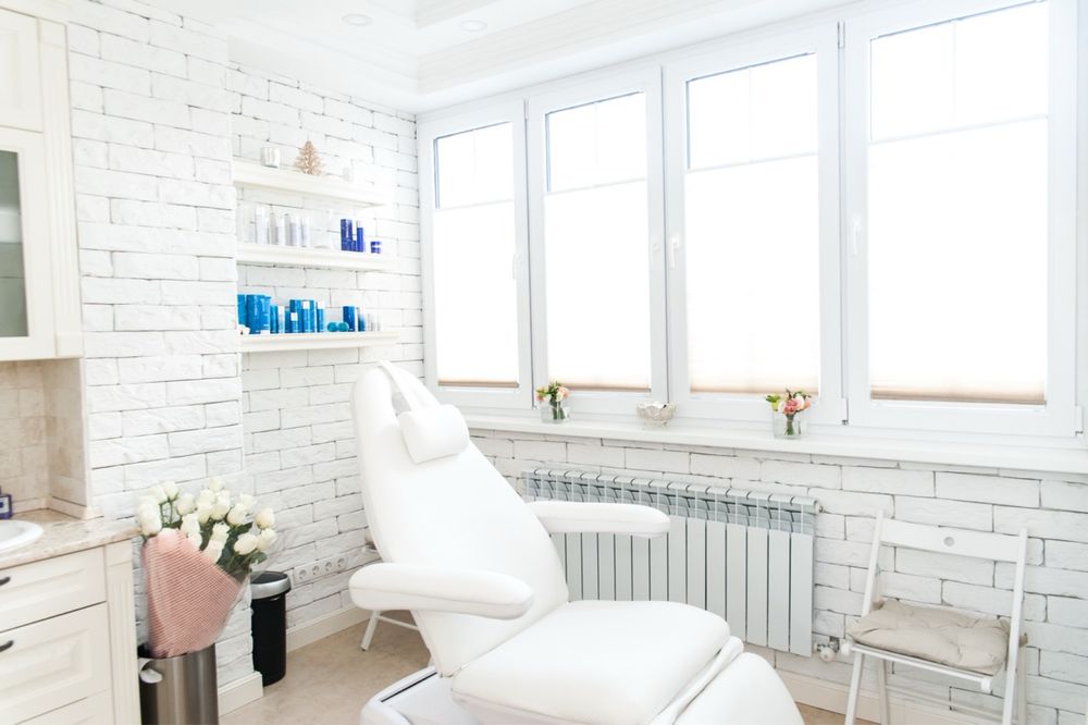 Кушетка косметологическая