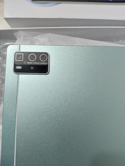 Tableta nouă de 10,3 toli