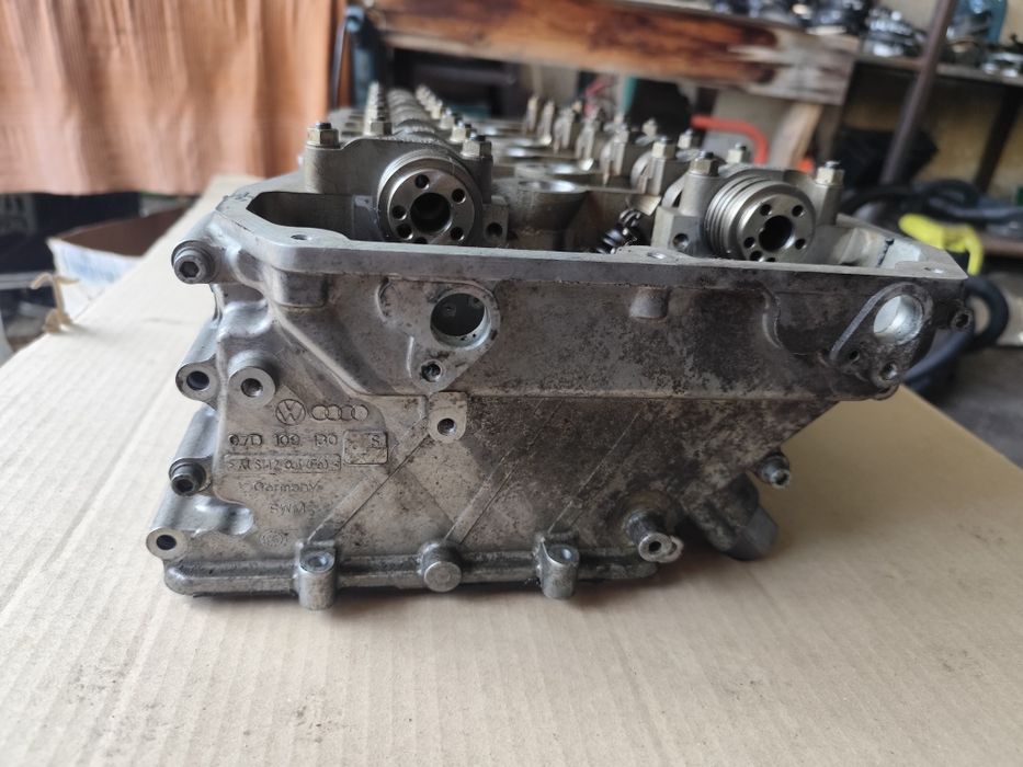 Цилиндрова глава А8 4ЕD3 6.0W12 450к.с. код BHT