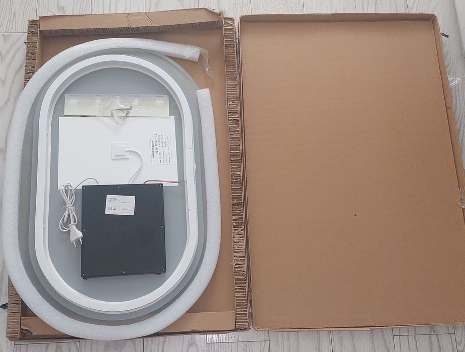 OGLINDĂ led și touch cu funcție dezaburire