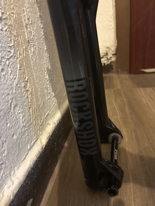 вилка rock shock 27,5 цола