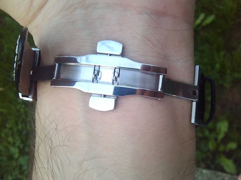 кожена каишка за часовник пеперуда 20, 22 mm.