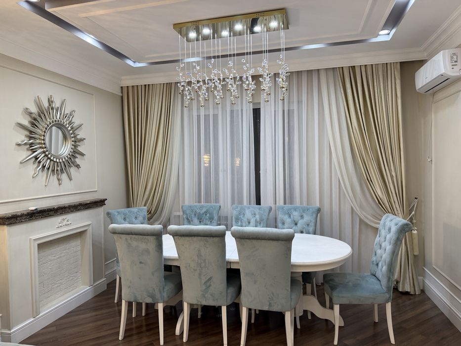 Стол , стул и диваны , тумбы