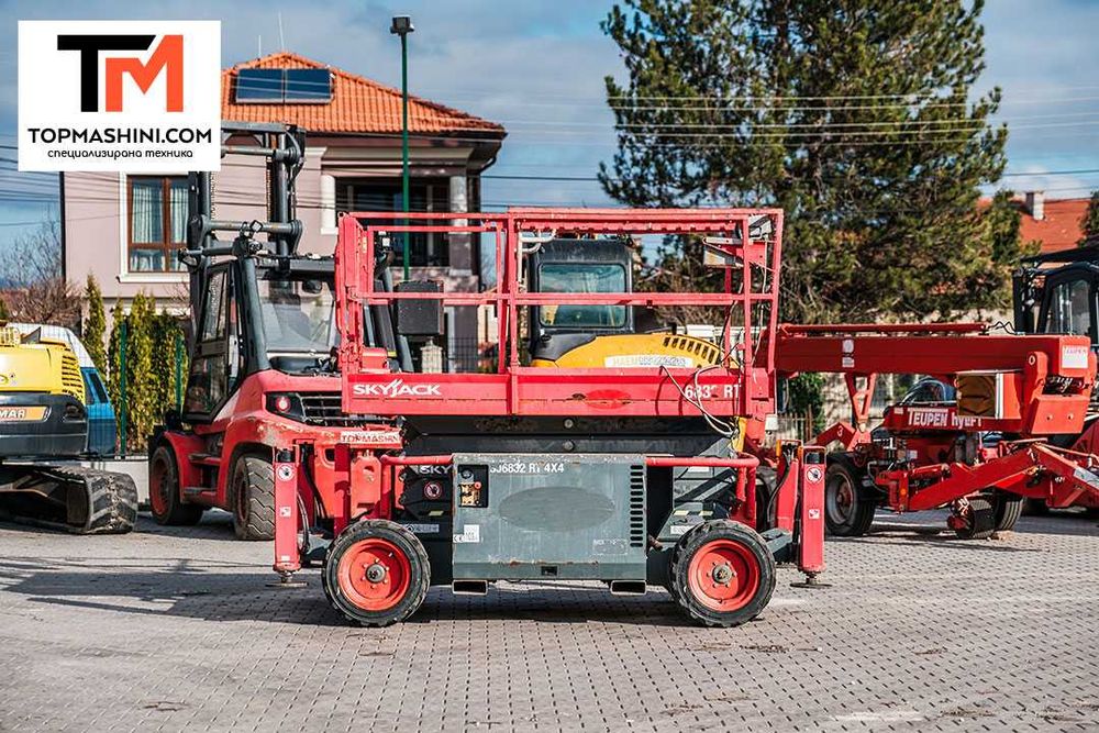 Ножична вишка Skyjack SJ6832 RT