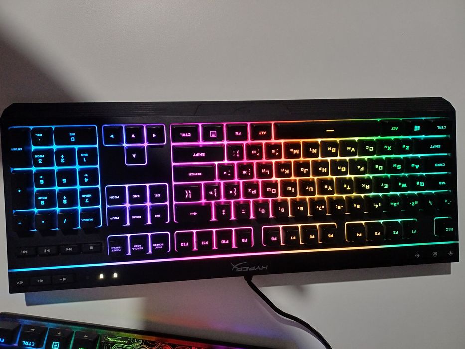 Клавиатура HyperX alloy core