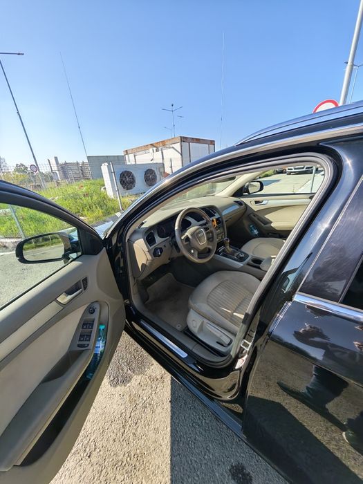 Ауди А4 б8 2.0 TDI 143к.к.