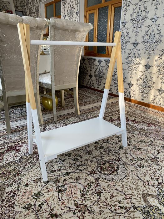 Вешалка детская напольная