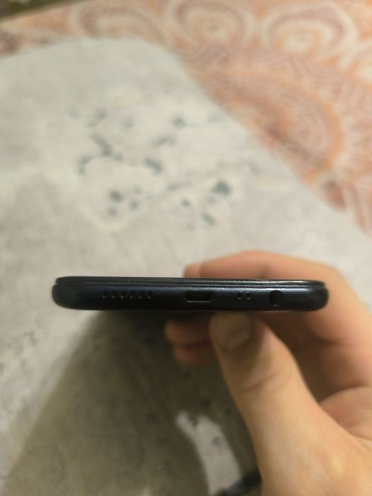 Поодам телефон Оппо А5S