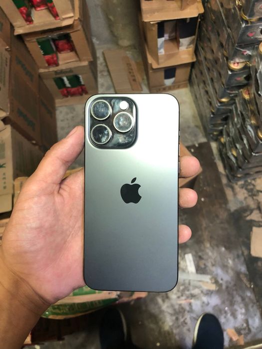 Iphone 15 pro max sotiladi