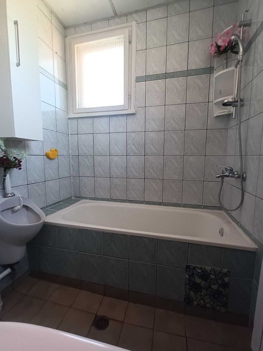 Продава се Четиристаен апартамент в Плевен, Идеален център - 95 кв.м за 1422 €/кв.м - Снимка #19