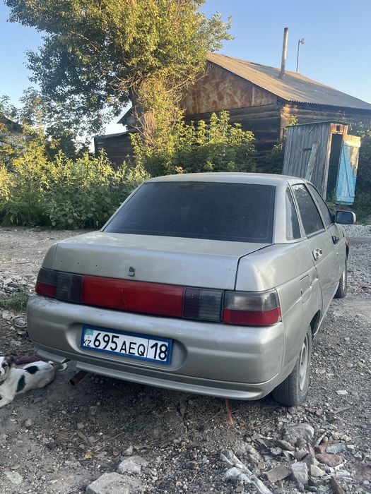 ваз 2110         .