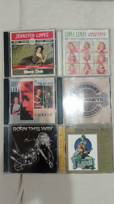 CD-диски с музыкой разных направлений
