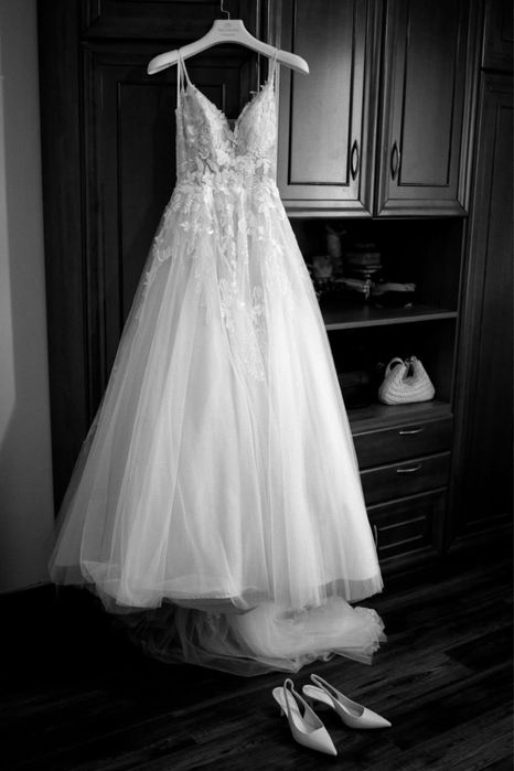 Продавам Булчинска Рокля, размер S / 36, без забележки