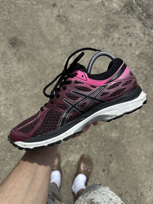 Asics cumulus 17 gore tex running hiking trekking outdoor comfy burgundy